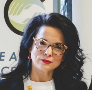 Lucia Ana Tomić, Voditelj HR a i regulatornih poslova